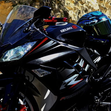 🚨🚨🚨🚨 moto deportiva Izuki 🚨🚨🚨🚨 - Img 126566824