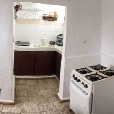 Venta de casa con algunas comodidades dentro, podemos ajustarnos si lo desea la casa con todo dentro - 4/9