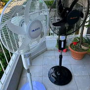Ventilador recargable de 16"nuevos en su caja - Img 55618440