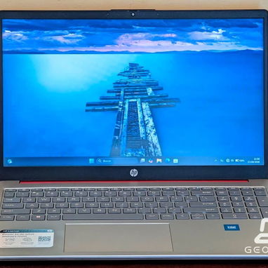Laptop HP 15 (12ma Generación) - 2/3