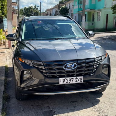 Tucson 2023 básico  Motor 2.5 74 mil millas soy d matanzas  Carro pa dueño llámame 55432935 Precio 30k 💎 - 4/4