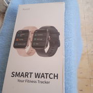 Reloj inteligente nuevo en su caja - Img 55131775