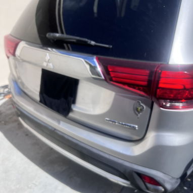 Carro en Miami para exportar Mitsubishi Outlander 2018  tres filas asiento  caminando perfecto l+17868686936 - Img 124054927