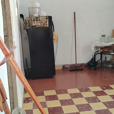Vendo apartamento de un edificio en luyano o necesito dos cosas igual - 2/5