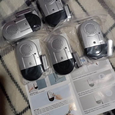 Alarmas magnéticas para puertas y ventanas – 12 USD c/u - 3/4
