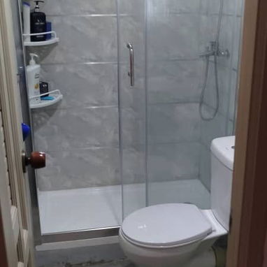 Albañil profesional enchapador, además se realiza cualquier tipo de trabajo constructivo - Img 120757414