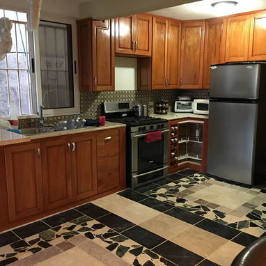 casa de renta en el vedado con 5 habitaciones independientes +5363689791 - Img 114037302