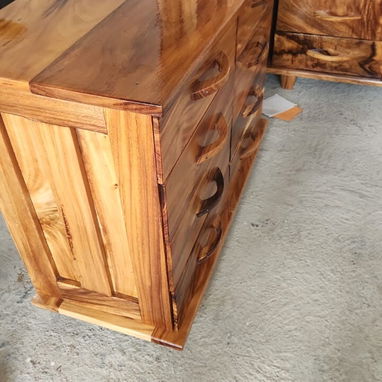 Gavetero de madera - Img 123284306