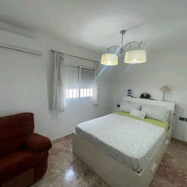 Preciosa propiedad moderna independiente en la zona residencial Casino Deportivo - 8/10