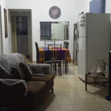VENDO PROPIEDAD INDEPENDIENTE EN 10 DE OCTUBRE. - Img 123334191