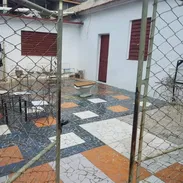 Oportunidad de casa en Playa-Ampliación Almendares - Img 54979547