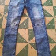 Pantalón de mezclilla elastizado talla 38. - Img 55562117
