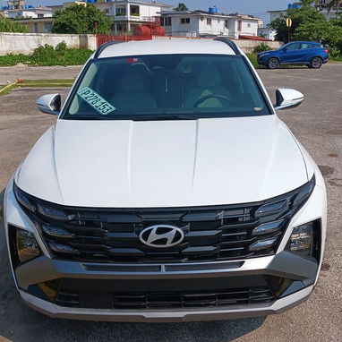 Vendo o negocio yhunday tuccosn del 2025 con 500 millas nada más - Img 105486138