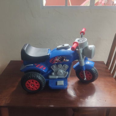 Moto eléctrica para niños - Img 119464702