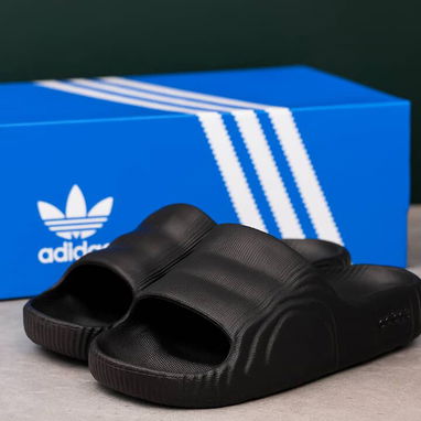 Chancletas adidas y tenis Nike con envío gratis - Img 124399727