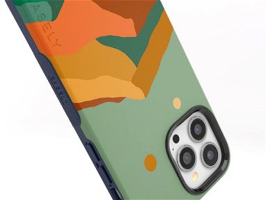 Casely Funda para iPhone 13 Pro Max | Compatible con MagSafe | Endless Peaks | Funda de montaña  con bloques de color - Img 64902623