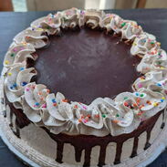 🙋‍♀️🙋‍♀️🙋‍♀️Vendo cake de chocolate por encargo🙋‍♀️🙋‍♀️🙋‍♀️ - Img 45411320