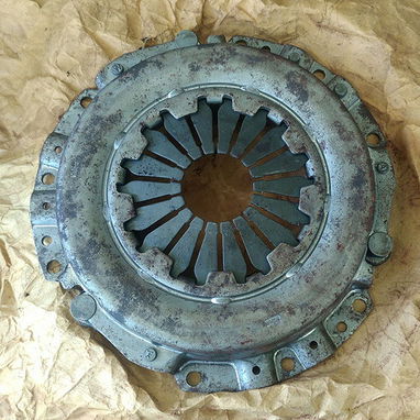 Plato opresor de nissan b13 - 3/3