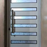 Ventanas de aluminio, puertas,bajos de meseta,mamparas de baño,paños fijos, estantes - Img 57853955