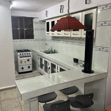 RENTO APARTAMENTO DE UN CUARTO CON TODAS LAS CONDICIONES EN CALLE MONTE - Img 115193116