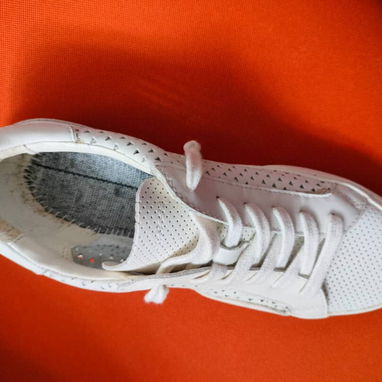 Tenis blancos de piel, número 6.5 ( 37 ) - Img 124651166