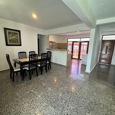 Casa de alquiler en Guanabo - 4/10
