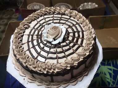 🙋‍♀️🙋‍♀️🙋‍♀️Vendo cake de chocolate por encargo🙋‍♀️🙋‍♀️🙋‍♀️ - Img 64849591