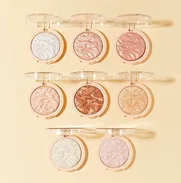 Iluminador en Polvo, marca: Revolution, modelo: Highlighter Reloaded, Original y Auténtico - Img 48986912