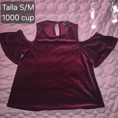 Blusas de uso, reciclada, de segunda mano. - 2/3