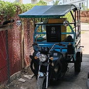 Vendo triciclo de gasolina - Img 56572946