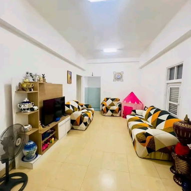 Apartamento Capitalista en 1er piso Próximo a 25 y O VEDADO - 2/10