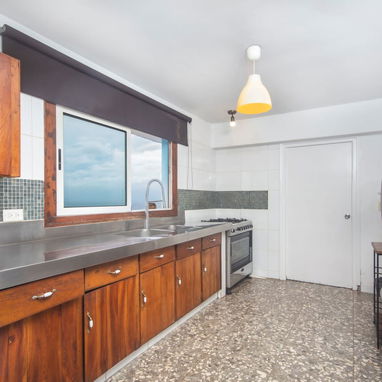 📱 Renta de Casa con 4 Habitaciones Climatizadas y Terraza en el Vedado - Img 115990697