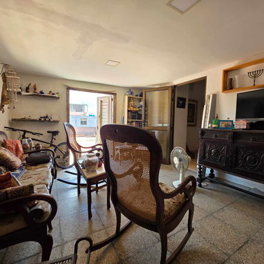 VEDADO APARTAMENTO TIPO PENTHOUSE ENTRE EL MALECÓN Y LINEA Y 12 - 4/10