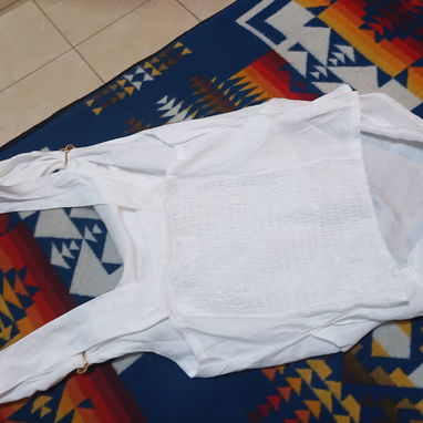 Blusa blanca , nueva.. en 1000 cup. Talla s/m - 3/3
