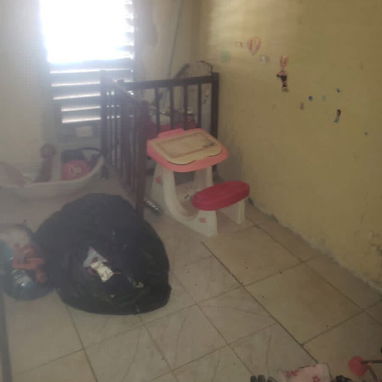 Se vende casa amplia a una cuadra de la calzada de 10 de octubre - Img 124410849