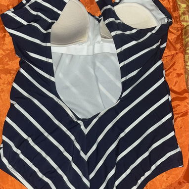 Ropa reciclada y nueva BARATA - Img 123562426