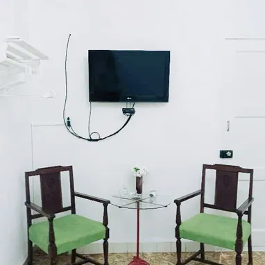 🏠Casa De Renta En Miramar. 💡 Energía Eléctrica 24 horas. 📱 Reservas: +5355149761 - 2/9