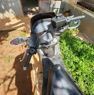 Vendo Moto AUTOMATICA - Img 97504418