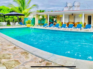 Se renta casa con piscina a sólo 100 m de la playa de Boca Ciega, 7 habitaciones climatizadas 52463651 - Img 37993926