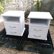 Mesitas de noche de 2 y 3 gavetas y multimuebles - Img 56883739