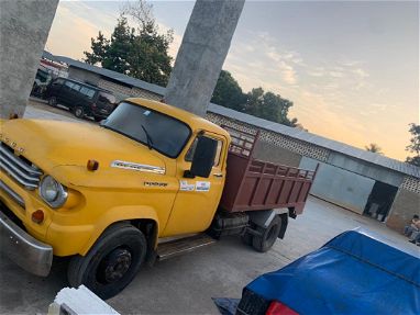 Vendo Camioneta amarilla - Img 65442393
