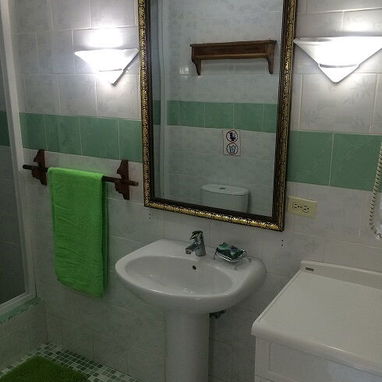 📱 Residencia de Lujo con Piscina en Miramar Zona de Embajadas - Img 116111601