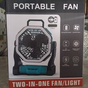 !!!Ventilador recargable Nuevo sellado en su caja!!! - Img 57572606