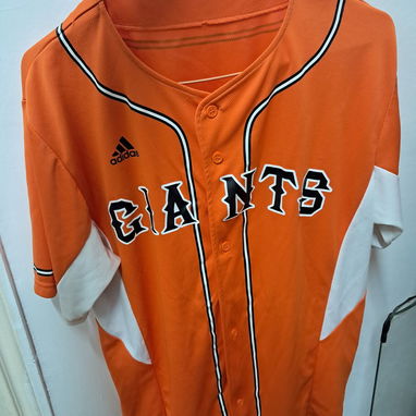 Camisetas de béisbol y fútbol - Img 123689186
