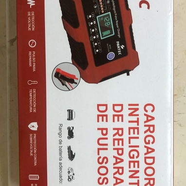 Cargador analizador baterias 12 Volt LiFePO4 - 8/9