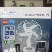 Ventiladores recargables de 16” con panel solar. Nuevos en caja. - Img 50330168