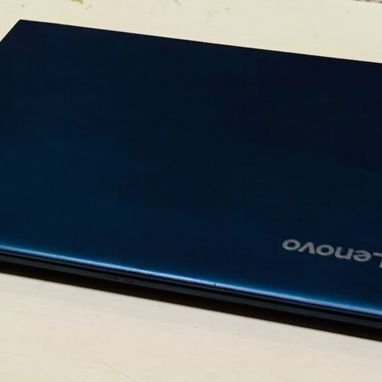 Laptop Lenovo Equipo confiable con rendimiento ideal para algunos juegos y trabajos de programación informática. - 5/6