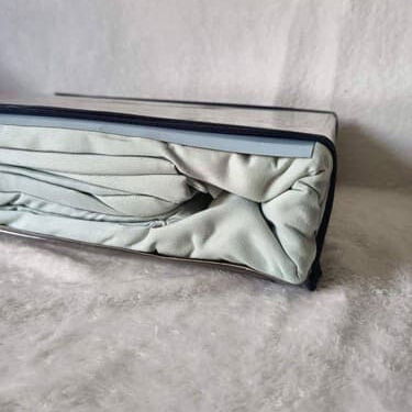 Juego de Sábanas Unicolor Queen - $25 USD   🛌 Incluye 4 piezas. 📞56249037 - 8/10