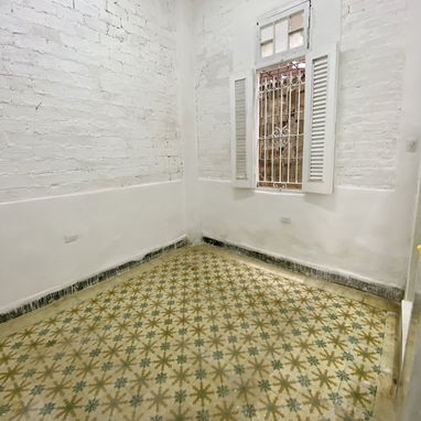 VENDO APARTAMENTO EN BAJOS · VEDADO - 5/9