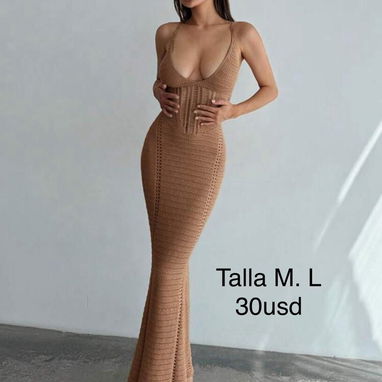 Vestidos de salir y paredo de playa - Img 124338548